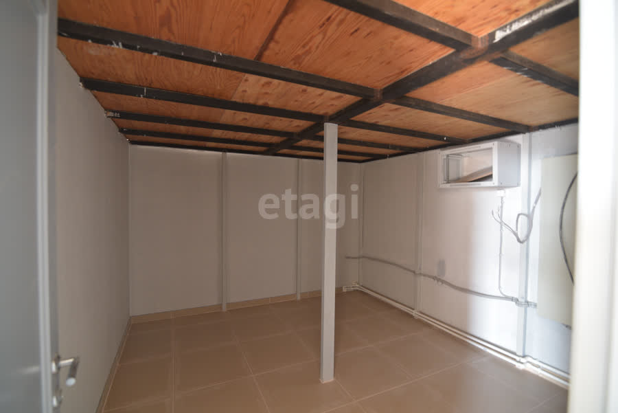 Аренда коммерческой недвижимости, 240м <sup>2</sup>, Южно-Сахалинск, Сахалинская область,  Южно-Сахалинск