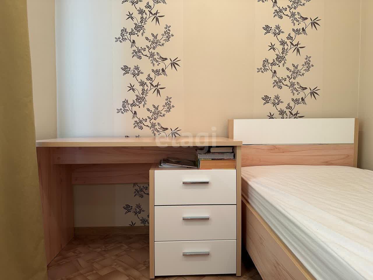 Продажа 3-комнатной квартиры, Южно-Сахалинск, Сахалинская область,  Южно-Сахалинск