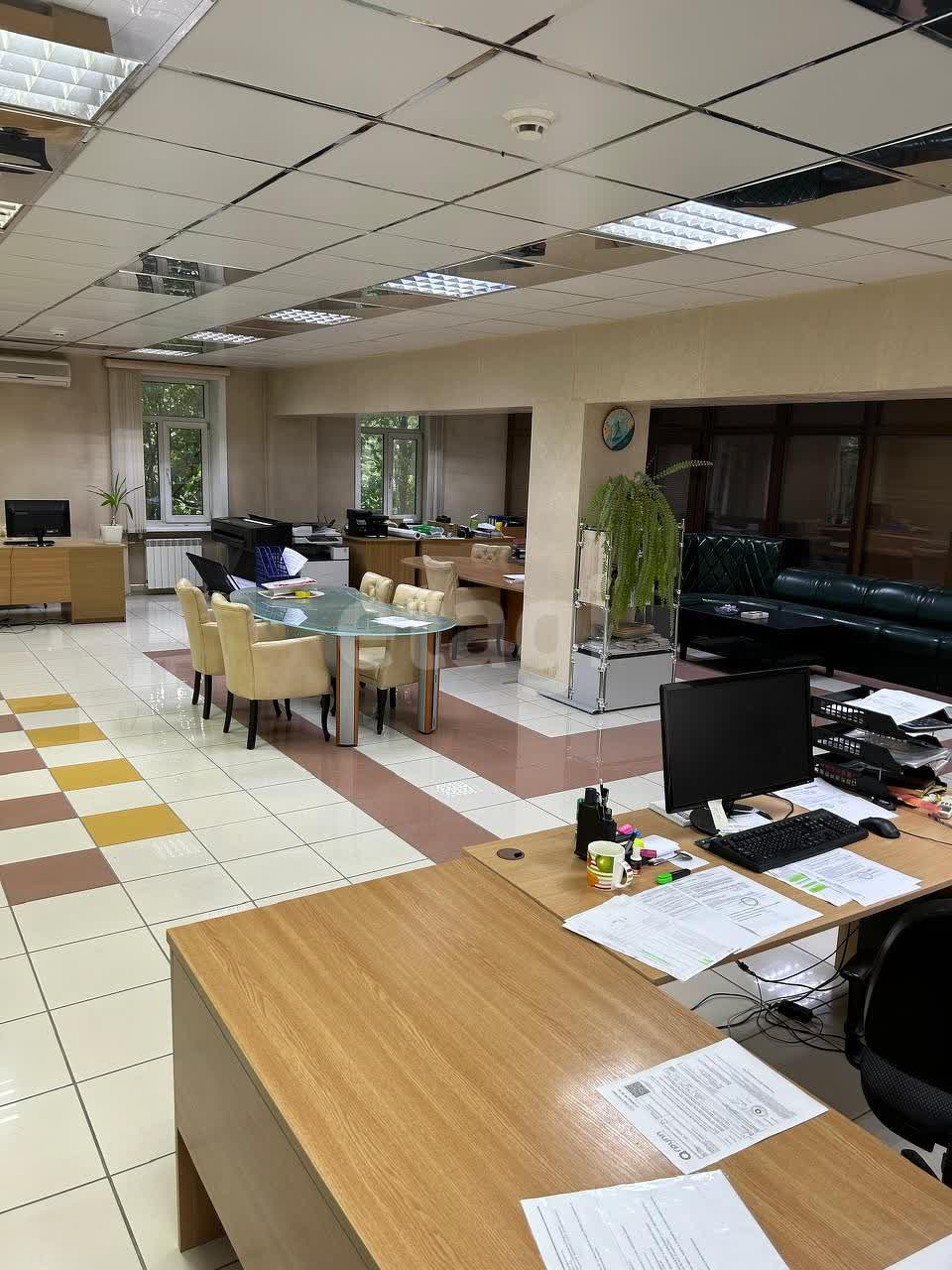 Аренда коммерческой недвижимости, 50м <sup>2</sup>, Южно-Сахалинск, Сахалинская область,  Южно-Сахалинск