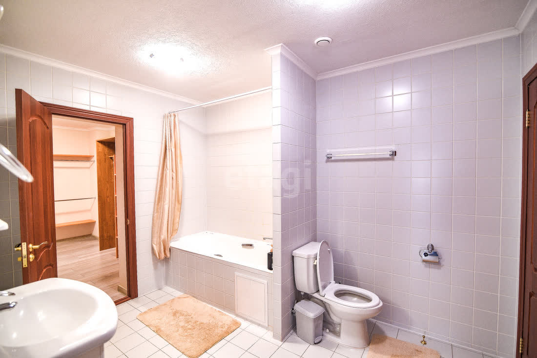 Аренда дома, 150м <sup>2</sup>, Южно-Сахалинск, Сахалинская область,  