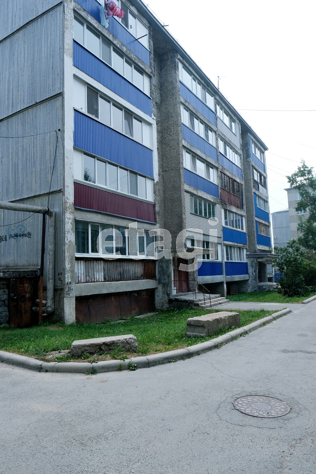 Продажа 2-комнатной квартиры, Южно-Сахалинск, Сахалинская область,  Южно-Сахалинск