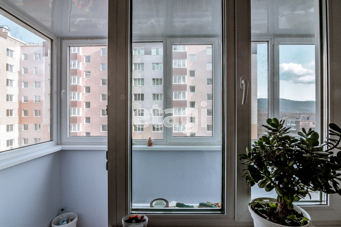 Продажа 3-комнатной квартиры, Южно-Сахалинск, Сахалинская область,  Южно-Сахалинск