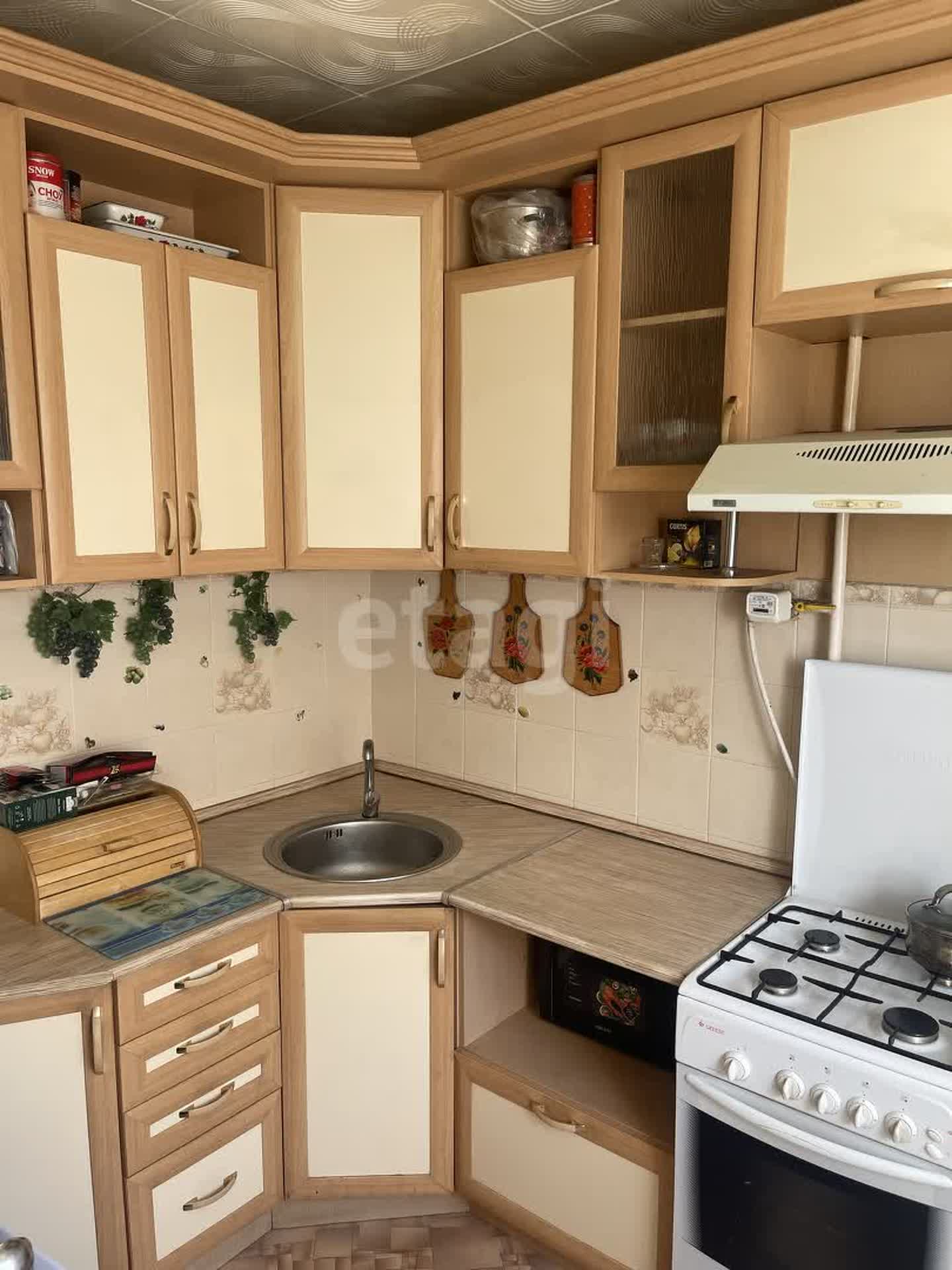 Продажа 2-комнатной квартиры, Комсомольск-на-Амуре, Комсомольская,  75 к 2