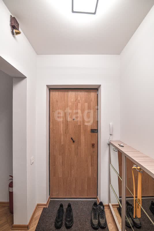 Продажа 4-комнатной квартиры, Южно-Сахалинск, Сахалинская область,  Южно-Сахалинск