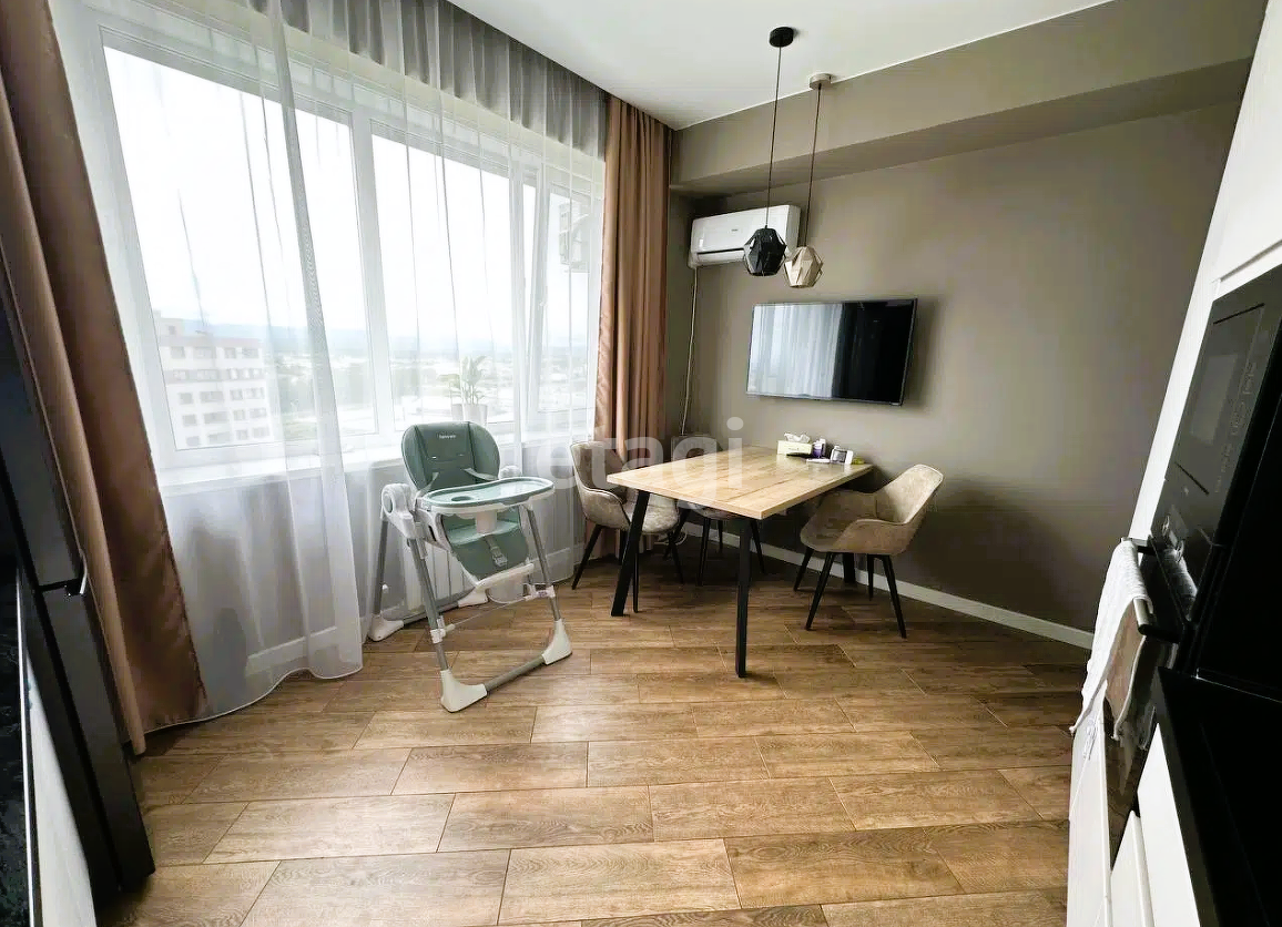 Продажа 2-комнатной квартиры, Южно-Сахалинск, Сахалинская область,  Южно-Сахалинск