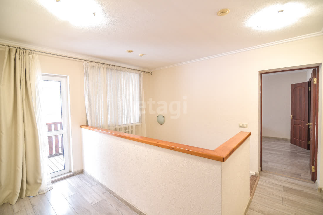 Аренда дома, 150м <sup>2</sup>, Южно-Сахалинск, Сахалинская область,  