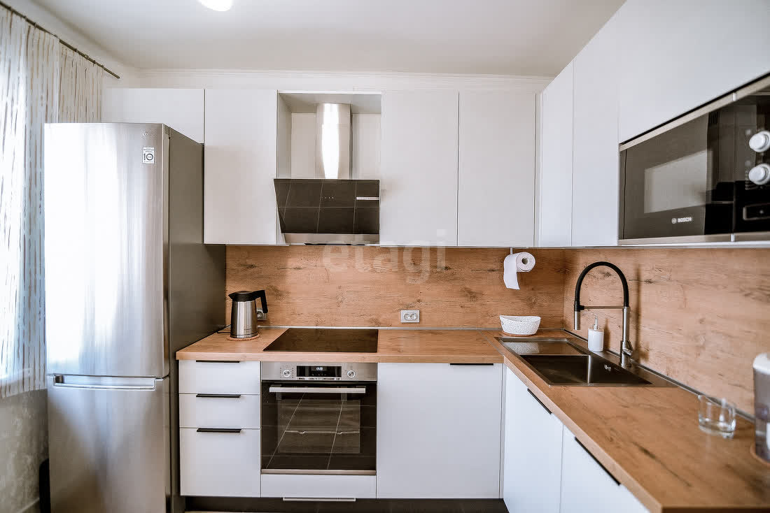 Продажа 3-комнатной квартиры, Южно-Сахалинск, Сахалинская область,  Южно-Сахалинск