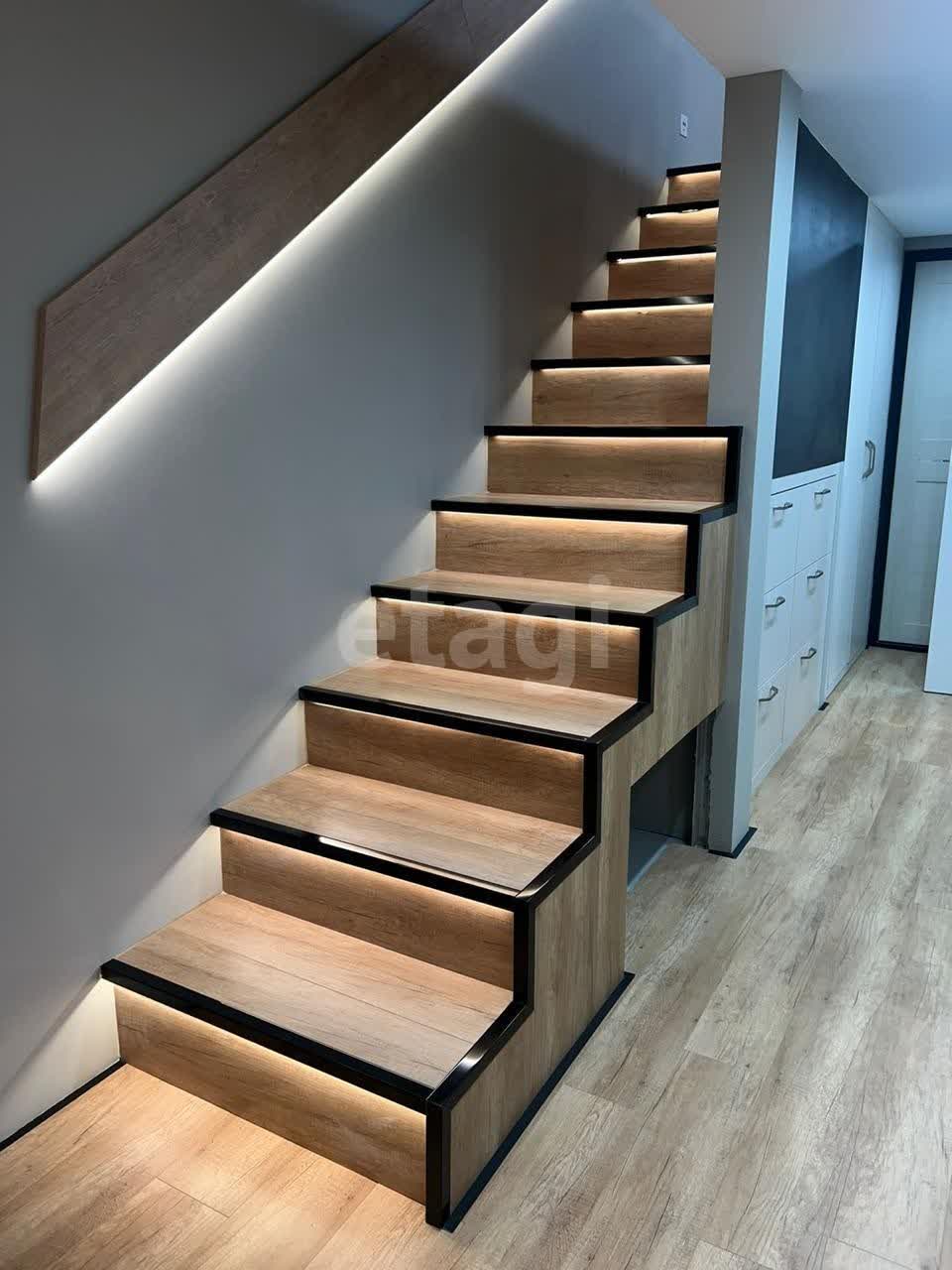 Продажа 2-комнатной квартиры, Южно-Сахалинск, Сахалинская область,  Южно-Сахалинск