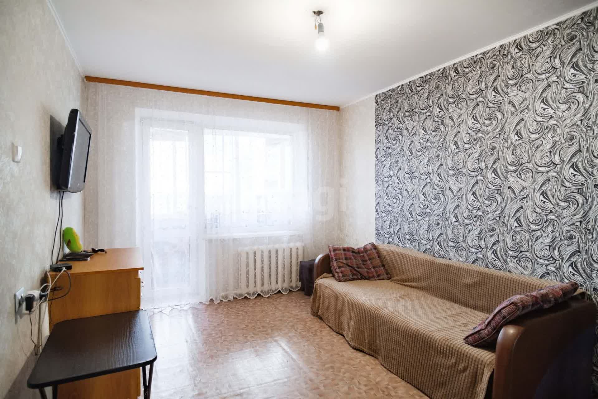 Продажа 2-комнатной квартиры, Комсомольск-на-Амуре, Дикопольцева,  38 к 4