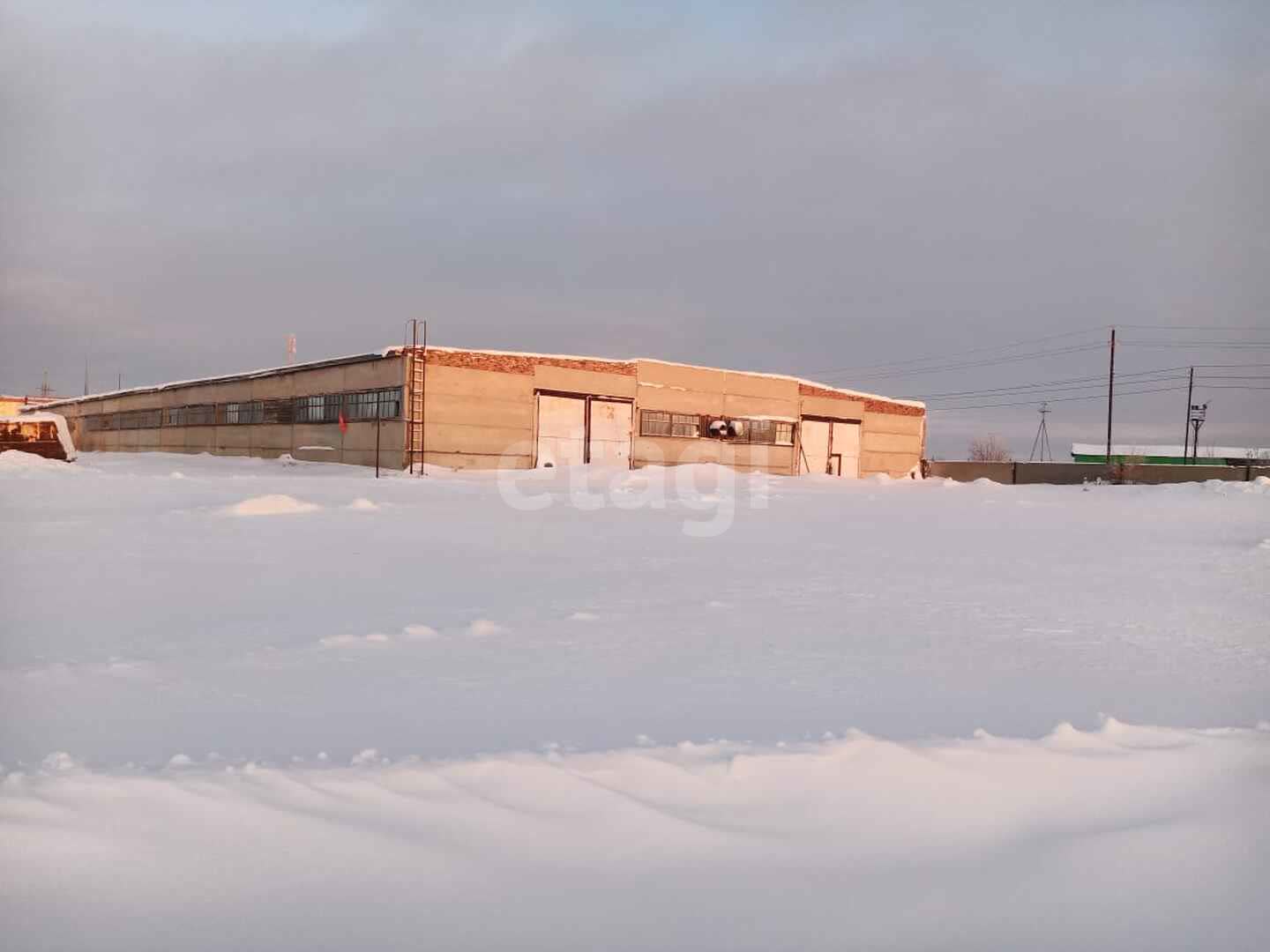 Продажа коммерческой недвижимости, 3780м <sup>2</sup>, Новый Уренгой, Ямало-Ненецкий АО,  Уренгой