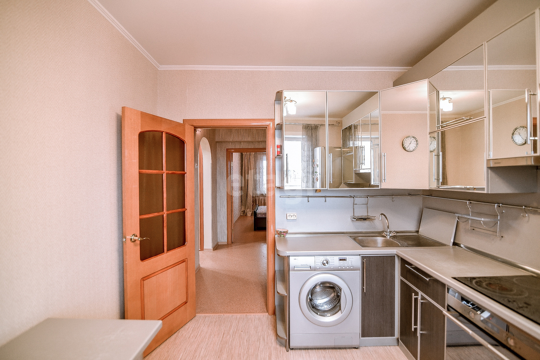 Продажа 3-комнатной квартиры, Южно-Сахалинск, Сахалинская область,  Южно-Сахалинск