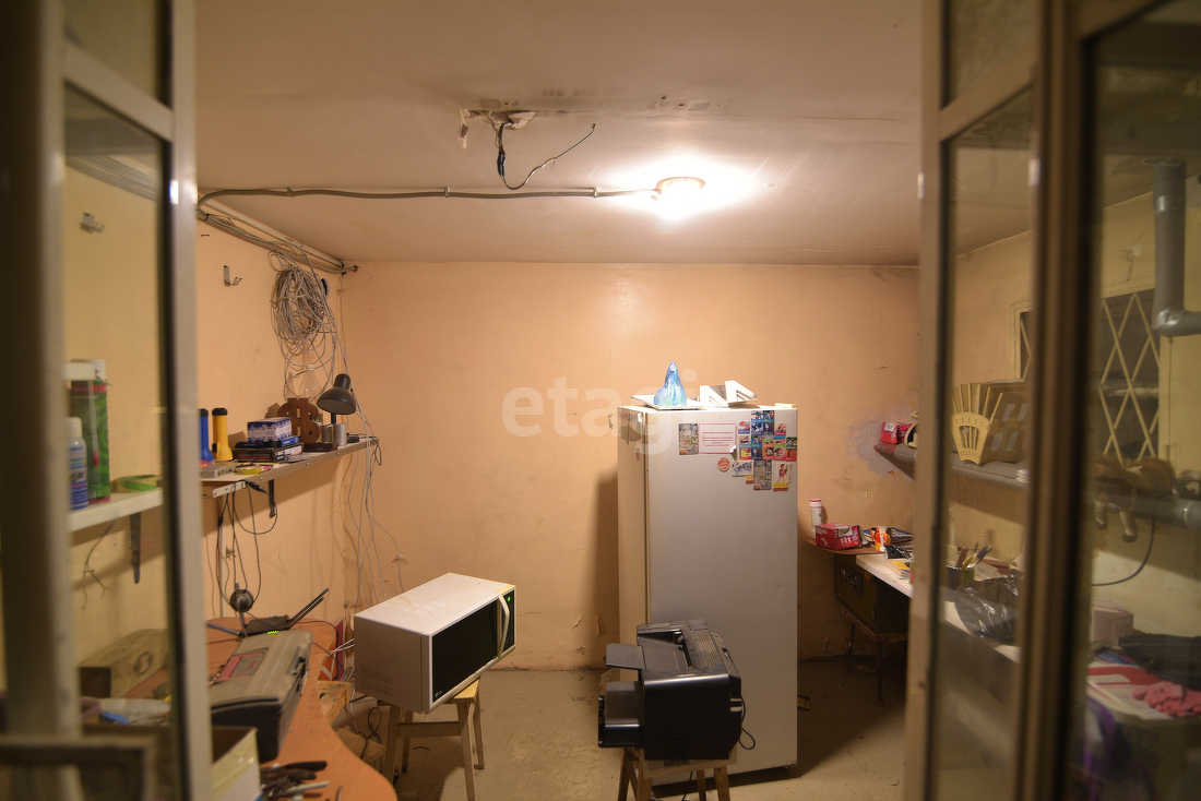 Продажа коммерческой недвижимости, 155м <sup>2</sup>, Южно-Сахалинск, Сахалинская область,  Южно-Сахалинск