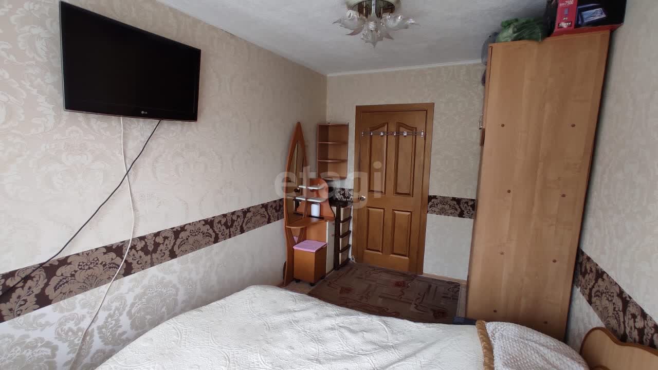 Продажа 4-комнатной квартиры, Южно-Сахалинск, Сахалинская область,  Южно-Сахалинск