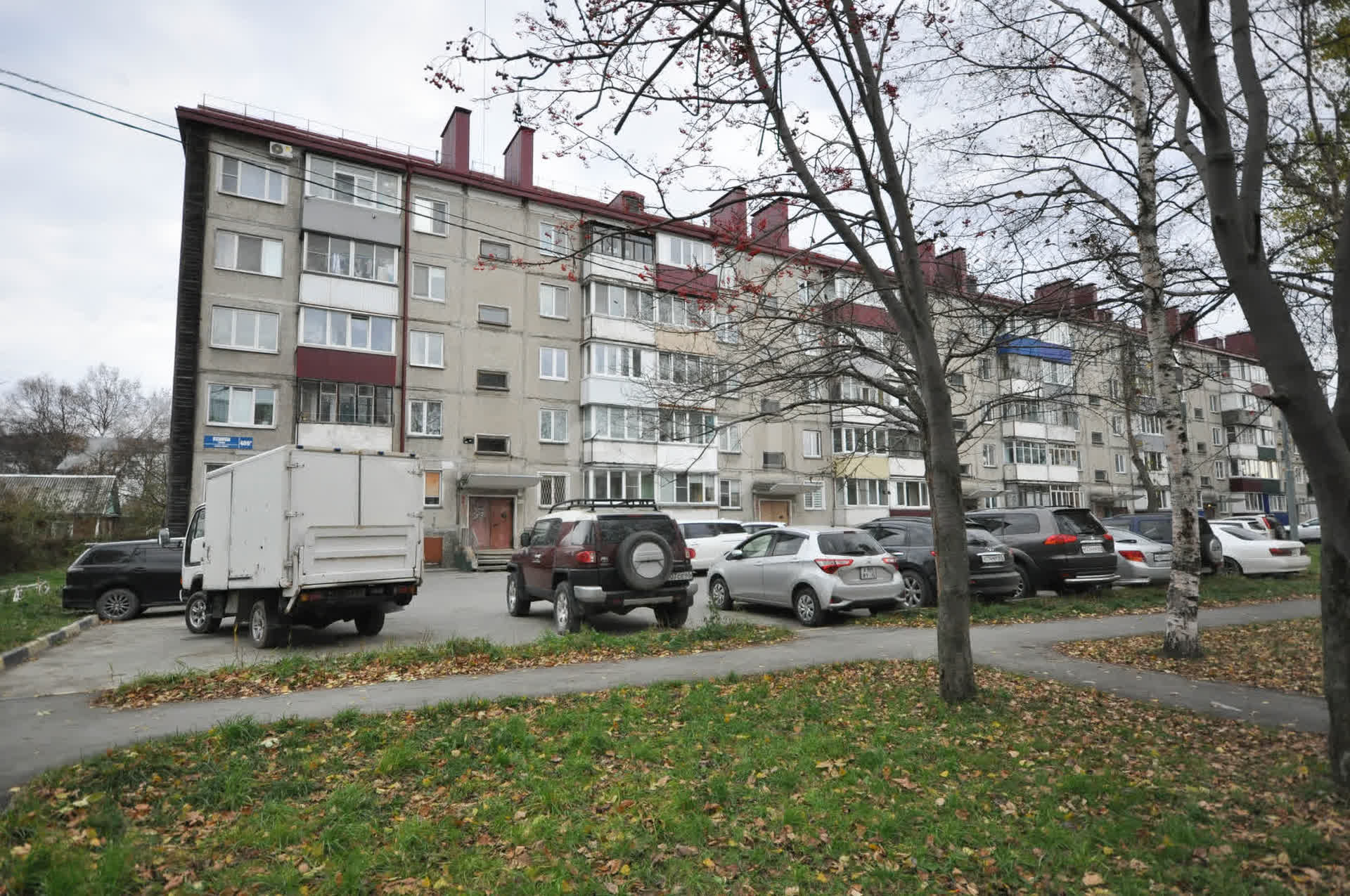 Продажа 4-комнатной квартиры, Южно-Сахалинск, Сахалинская область,  Южно-Сахалинск