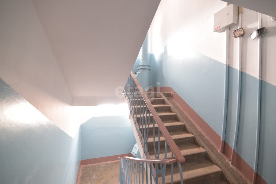 Продажа 2-комнатной квартиры, Южно-Сахалинск, Сахалинская область,  Южно-Сахалинск