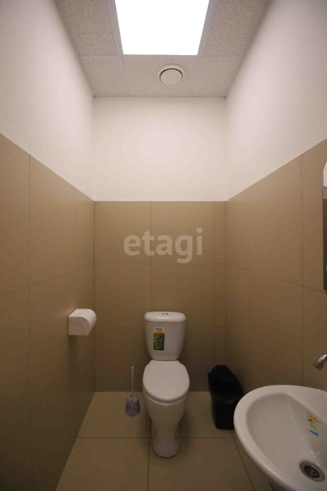 Продажа коммерческой недвижимости, 383м <sup>2</sup>, Новый Уренгой, Ямало-Ненецкий АО,  Новый Уренгой