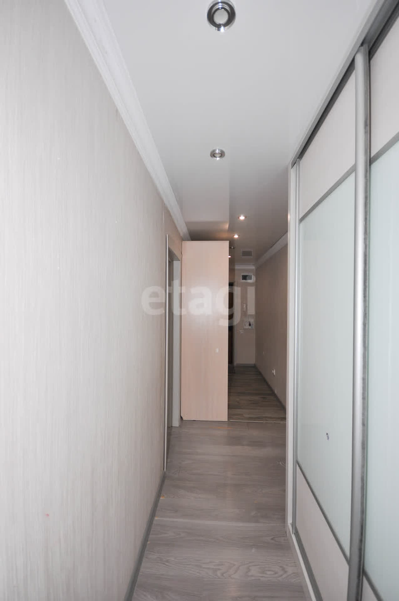 Продажа 4-комнатной квартиры, Южно-Сахалинск, Сахалинская область,  Южно-Сахалинск