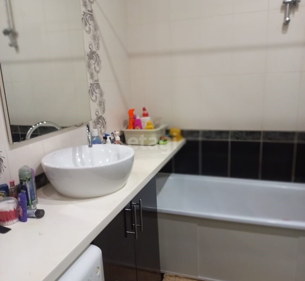 Продажа 3-комнатной квартиры, Южно-Сахалинск, Сахалинская область,  Южно-Сахалинск