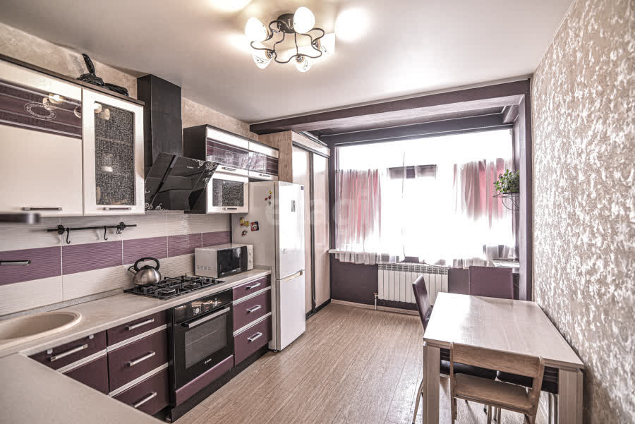 Продажа 2-комнатной квартиры, Южно-Сахалинск, Сахалинская область,  Южно-Сахалинск