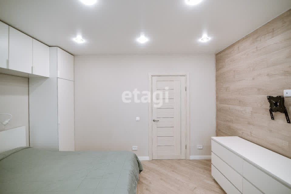 Продажа 2-комнатной квартиры, Южно-Сахалинск, Сахалинская область,  Южно-Сахалинск