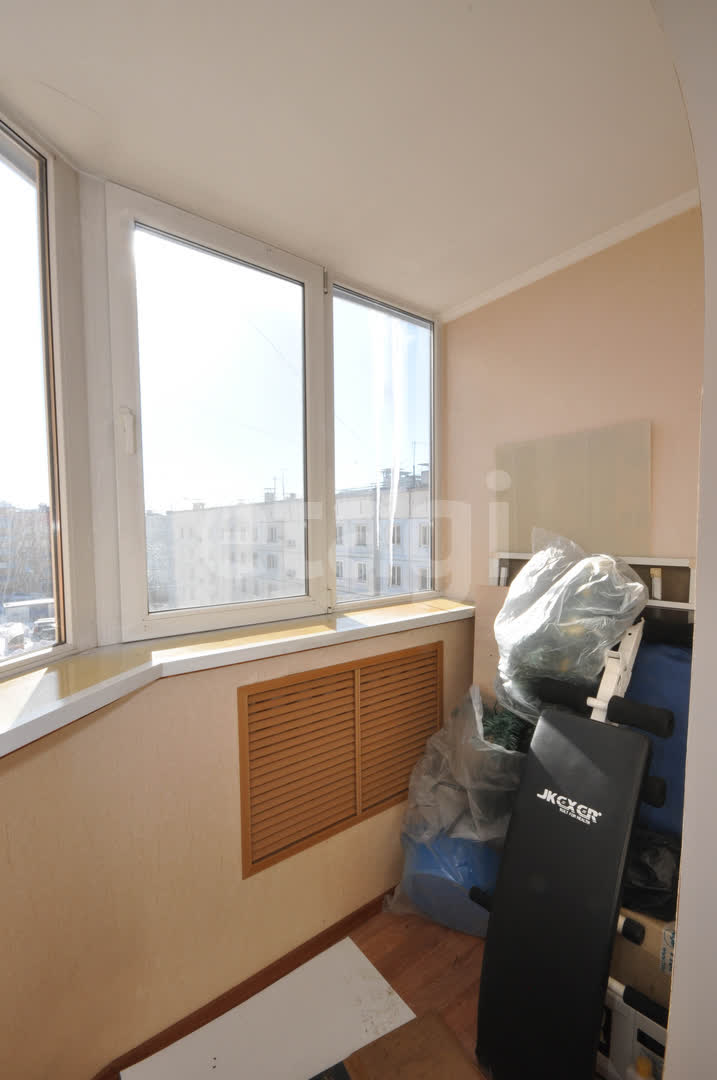 Продажа 4-комнатной квартиры, Южно-Сахалинск, Сахалинская область,  Южно-Сахалинск