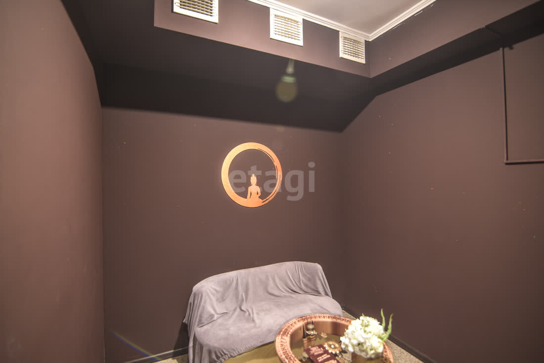 Продажа коммерческой недвижимости, 50м <sup>2</sup>, Южно-Сахалинск, Сахалинская область,  Южно-Сахалинск