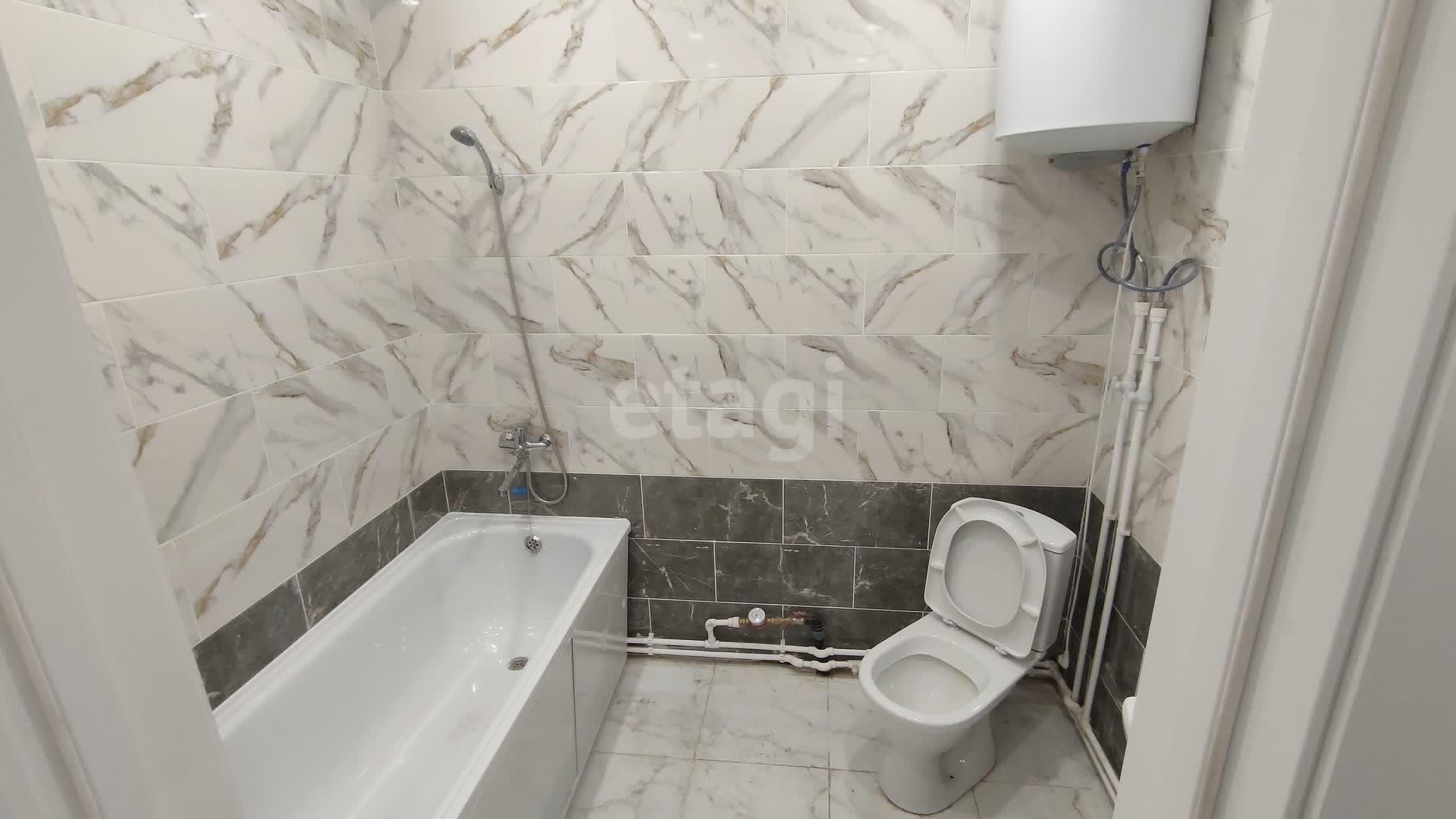 Продажа дома, 185м <sup>2</sup>, 6 сот., Улан-Удэ, Республика Бурятия,  Тарбагатайский