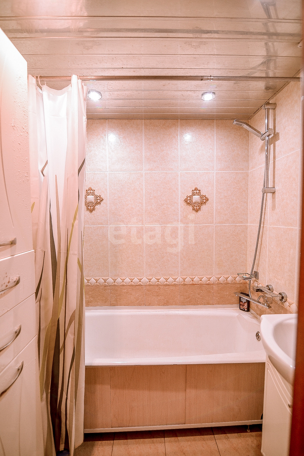 Продажа 3-комнатной квартиры, Южно-Сахалинск, Сахалинская область,  Южно-Сахалинск