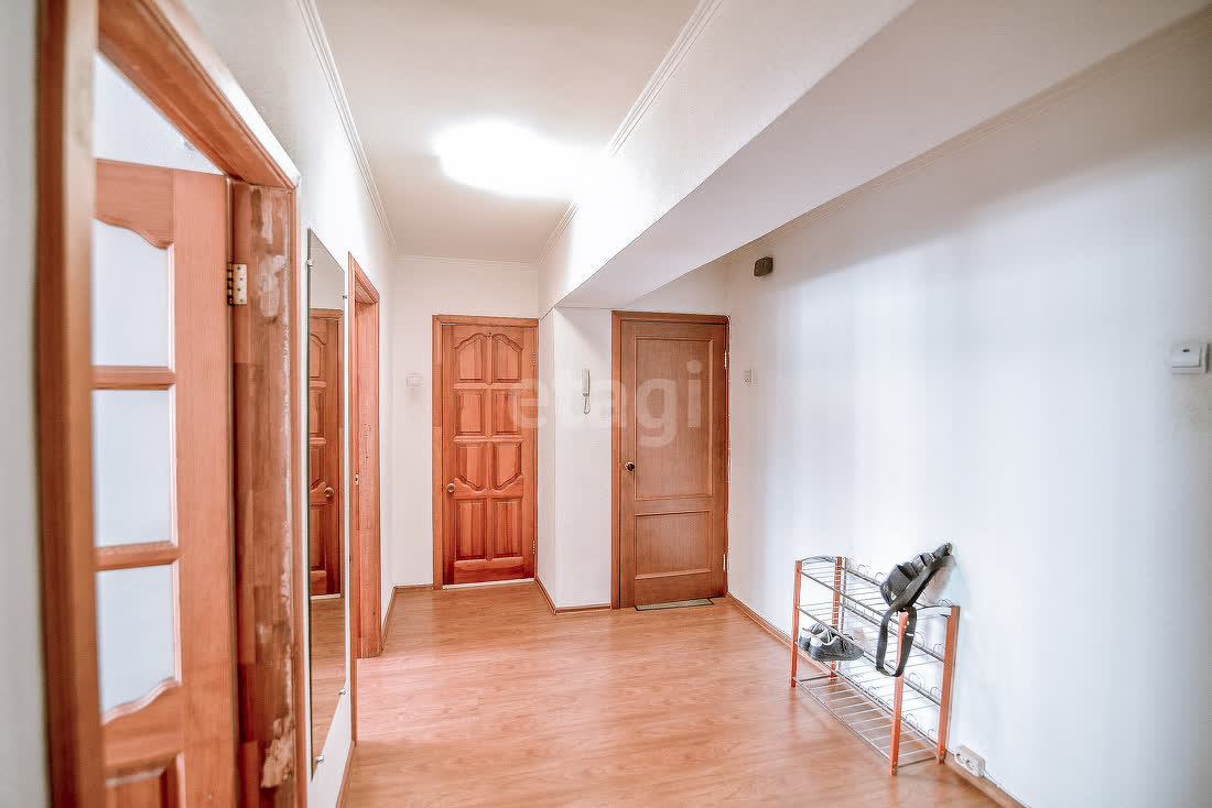 Продажа 3-комнатной квартиры, Южно-Сахалинск, Сахалинская область,  Южно-Сахалинск