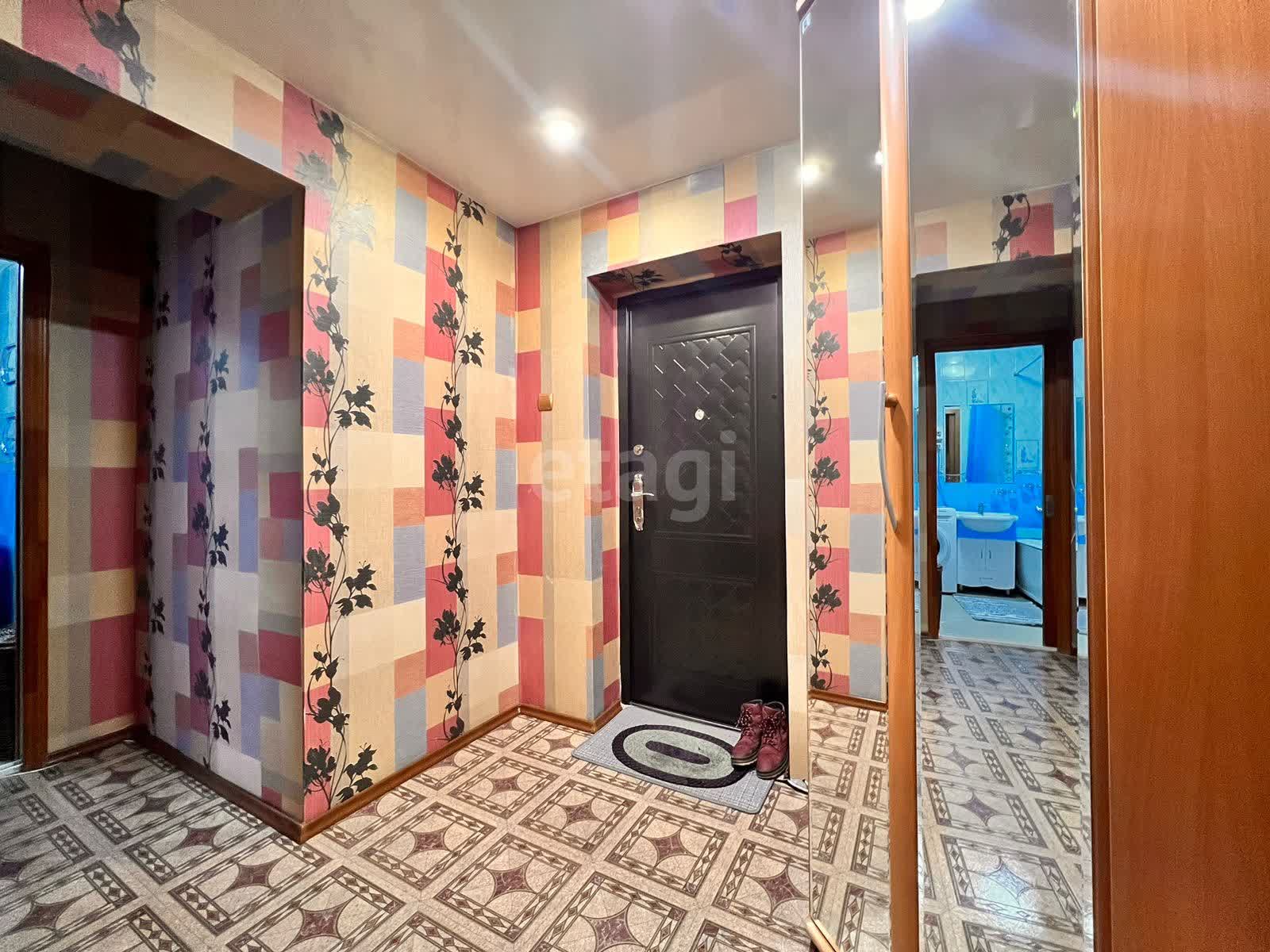 Продажа 2-комнатной квартиры, Южно-Сахалинск, Сахалинская область,  Южно-Сахалинск