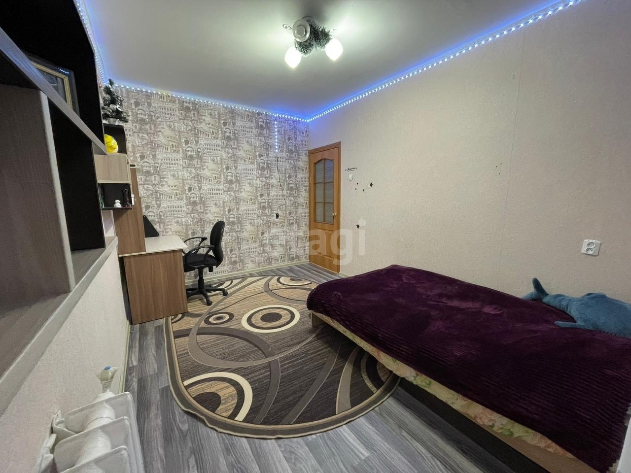 Продажа 5-комнатной квартиры, Южно-Сахалинск, Сахалинская область,  Южно-Сахалинск