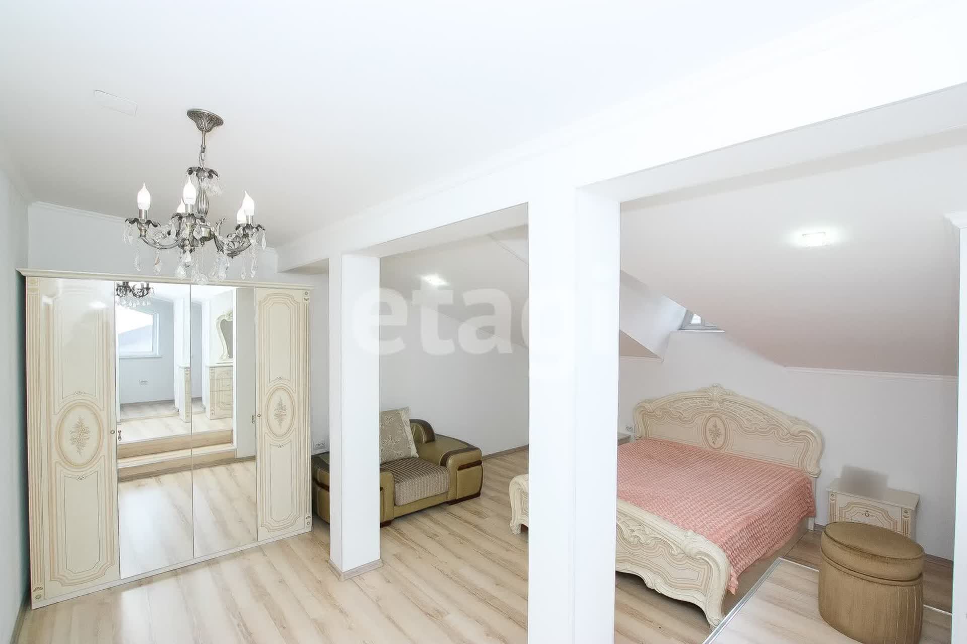 Продажа дома, 247м <sup>2</sup>, 15 сот., Улан-Удэ, Республика Бурятия,  