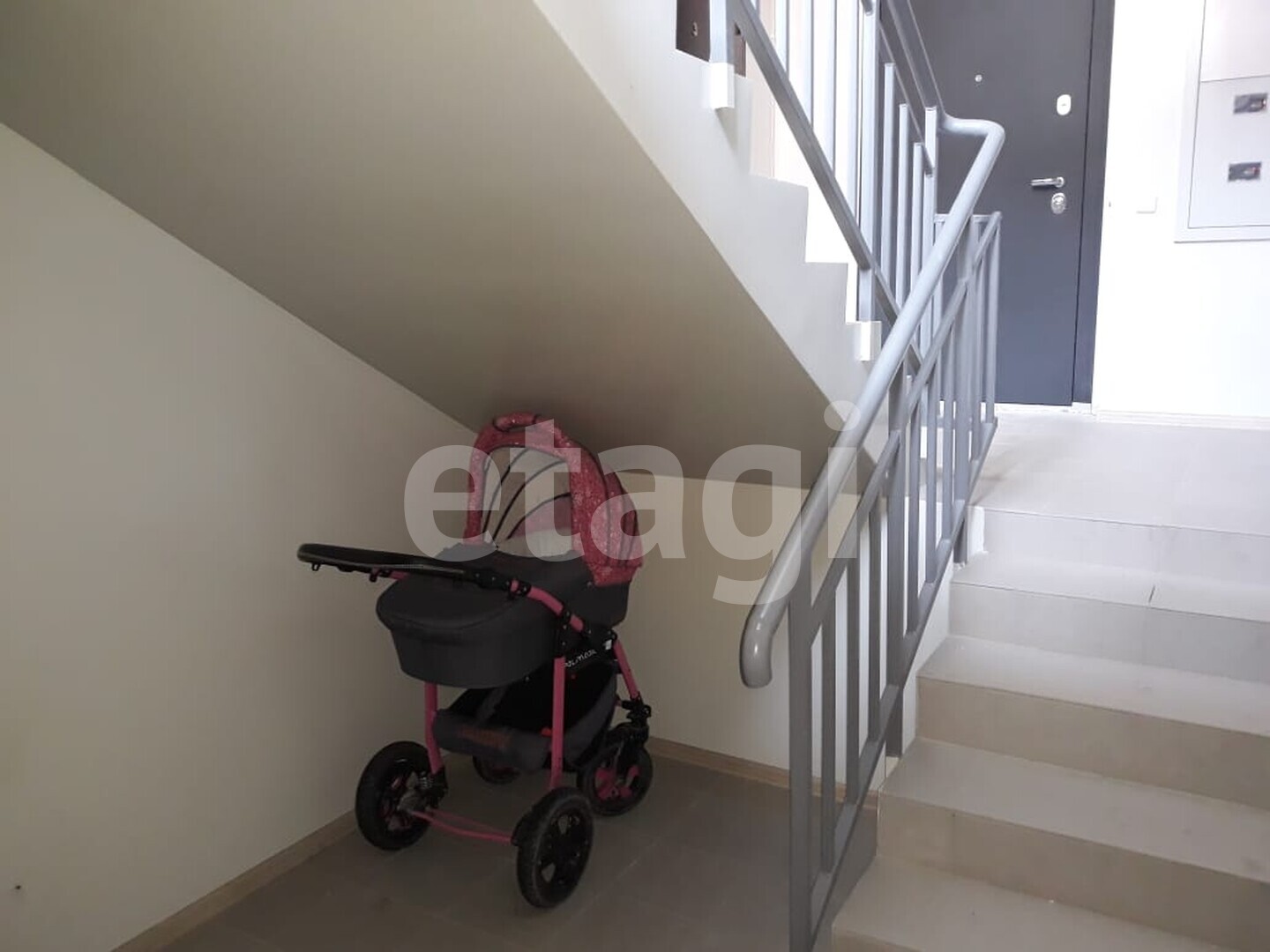 Продажа 2-комнатной квартиры, Южно-Сахалинск, Сахалинская область,  Южно-Сахалинск