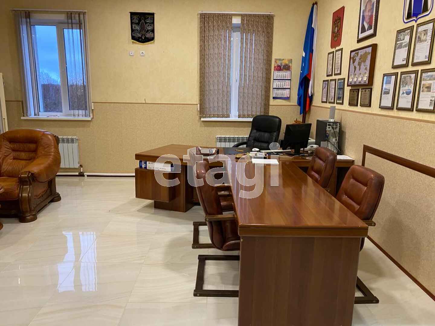 Продажа коммерческой недвижимости, 100м <sup>2</sup>, Южно-Сахалинск, Сахалинская область,  Южно-Сахалинск
