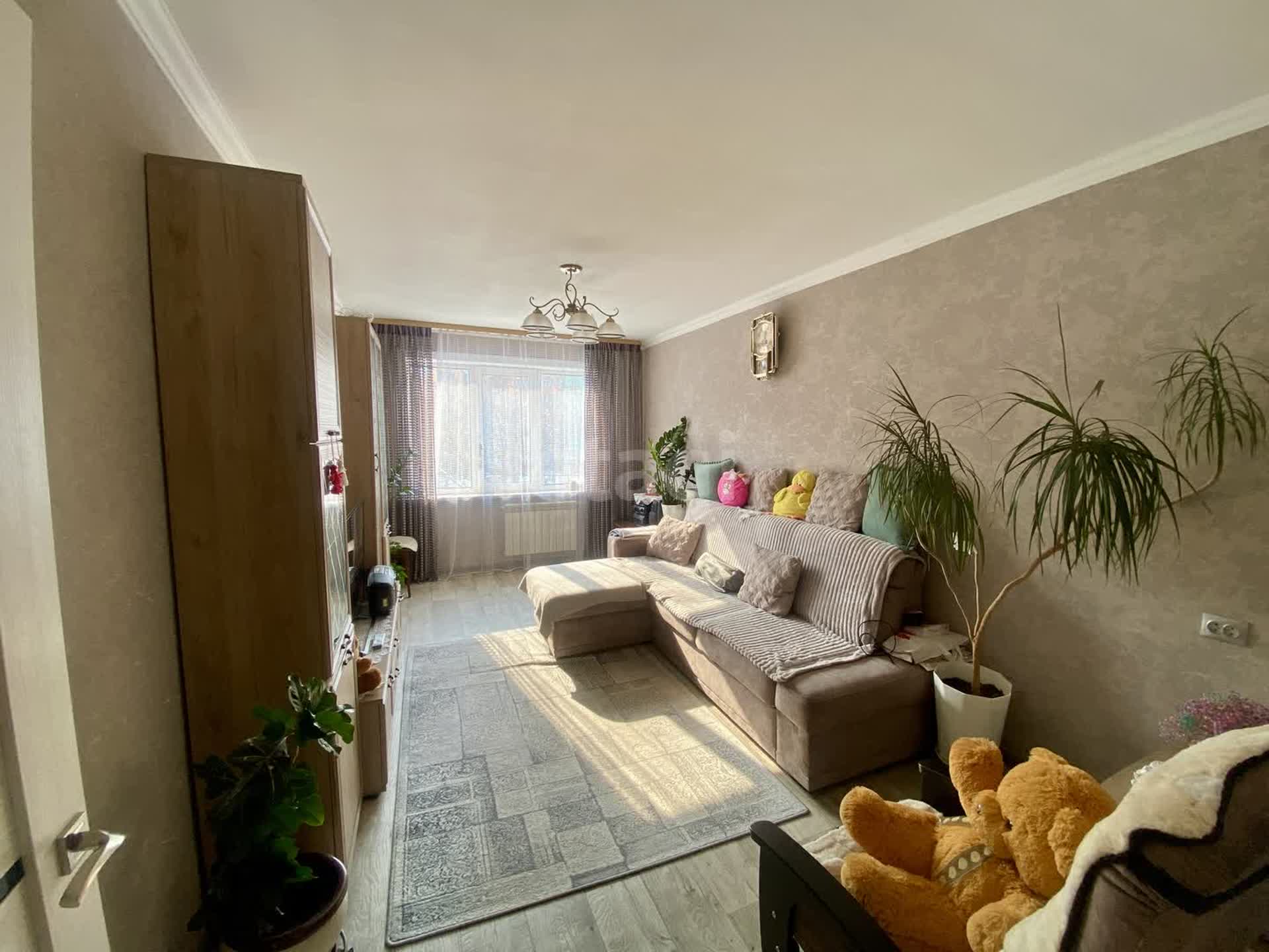 Продажа 2-комнатной квартиры, Южно-Сахалинск, Сахалинская область,  Южно-Сахалинск