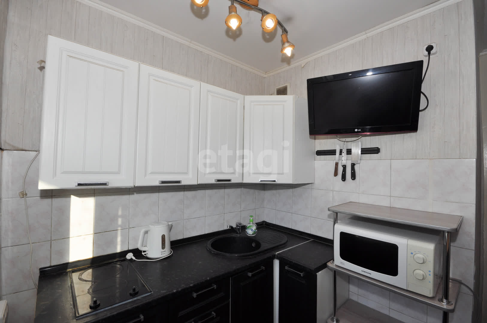 Продажа 2-комнатной квартиры, Южно-Сахалинск, Сахалинская область,  Южно-Сахалинск