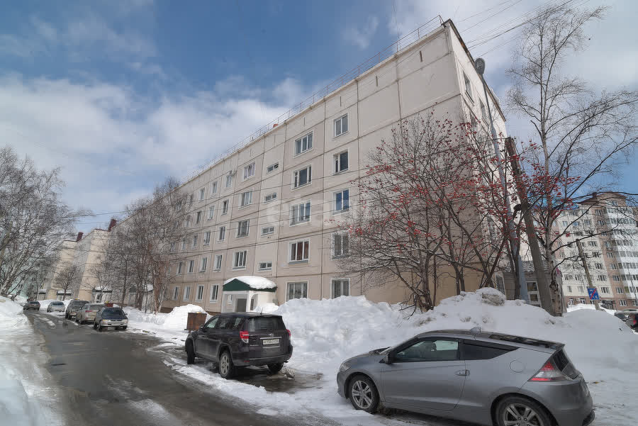 Продажа 2-комнатной квартиры, Южно-Сахалинск, Сахалинская область,  Южно-Сахалинск