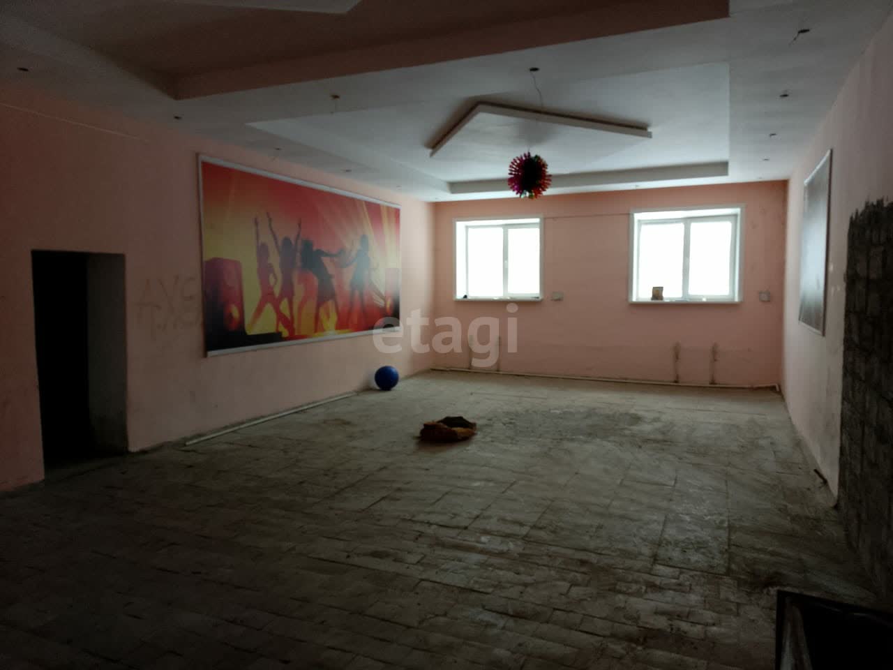 Продажа коммерческой недвижимости, 217м <sup>2</sup>, Улан-Удэ, Бурятия,  поселок городского типа Каменск