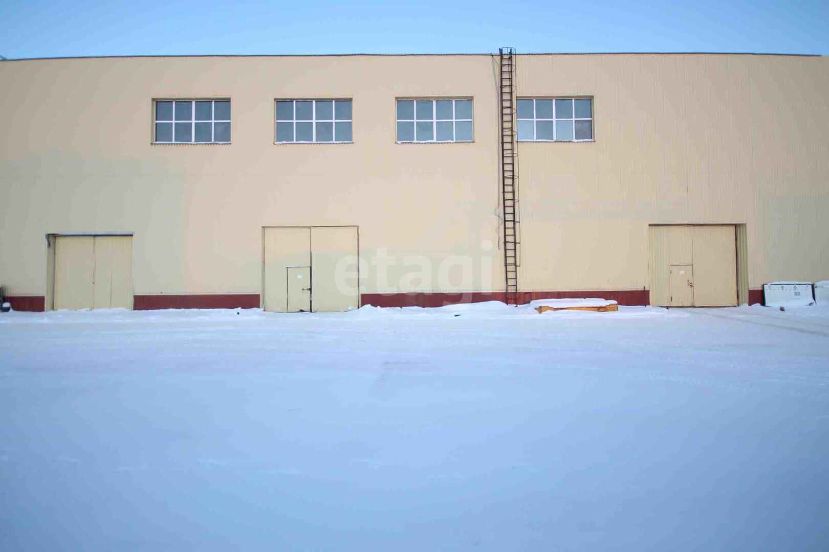 Аренда коммерческой недвижимости, 2500м <sup>2</sup>, Новый Уренгой, Ямало-Ненецкий АО,  Новый Уренгой