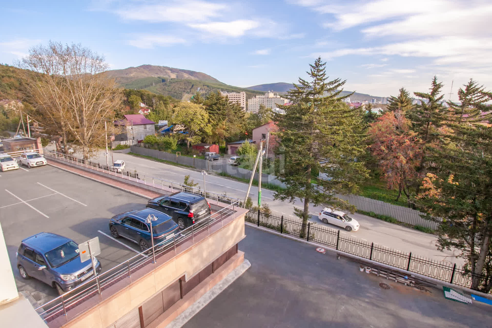 Продажа 3-комнатной квартиры, Южно-Сахалинск, Сахалинская область,  Южно-Сахалинск