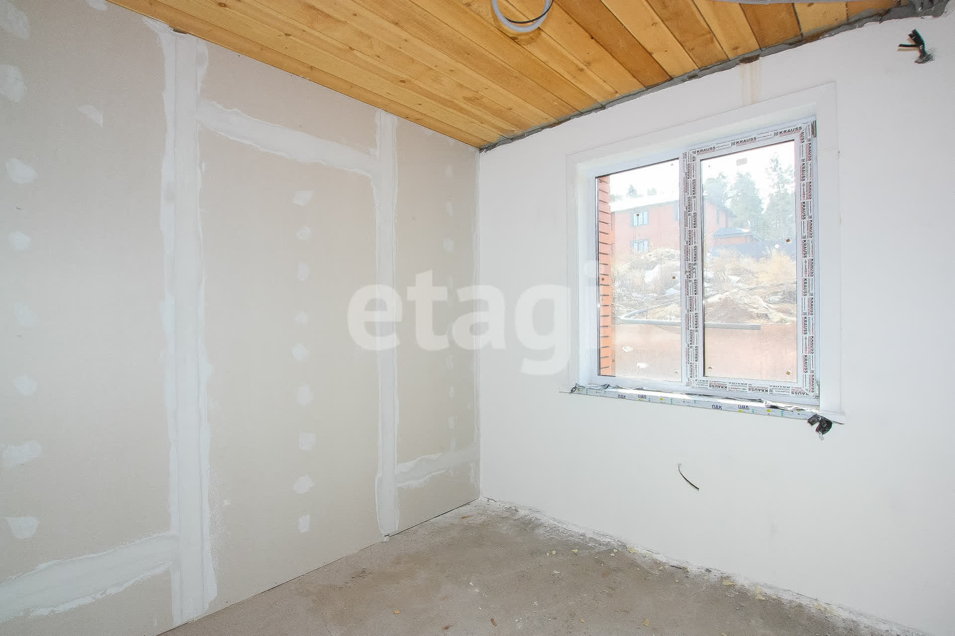 Продажа дома, 180м <sup>2</sup>, 4 сот., Улан-Удэ, Республика Бурятия,  Октябрьский