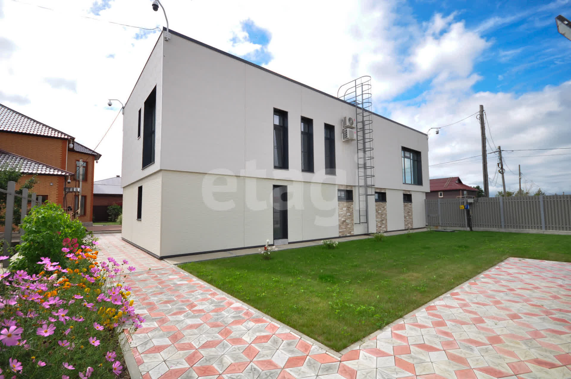 Продажа дома, 190м <sup>2</sup>, 15 сот., Южно-Сахалинск, Сахалинская область,  