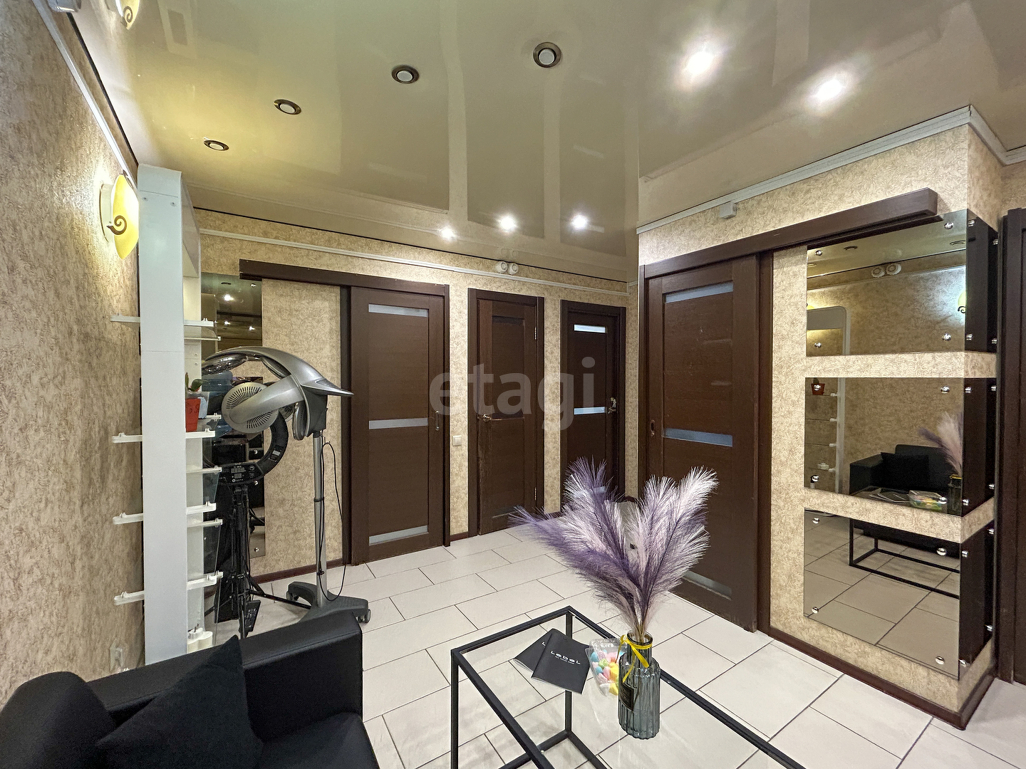 Продажа коммерческой недвижимости, 48м <sup>2</sup>, Новый Уренгой, Ямало-Ненецкий АО,  Новый Уренгой