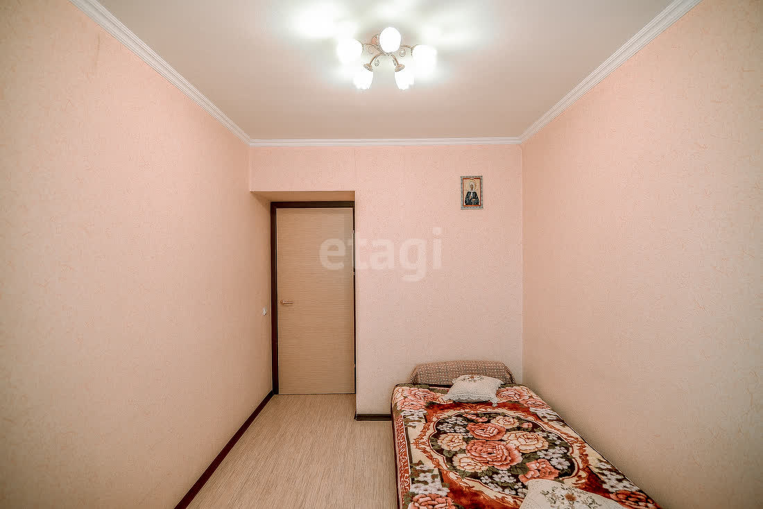 Продажа 2-комнатной квартиры, Южно-Сахалинск, Сахалинская область,  Южно-Сахалинск