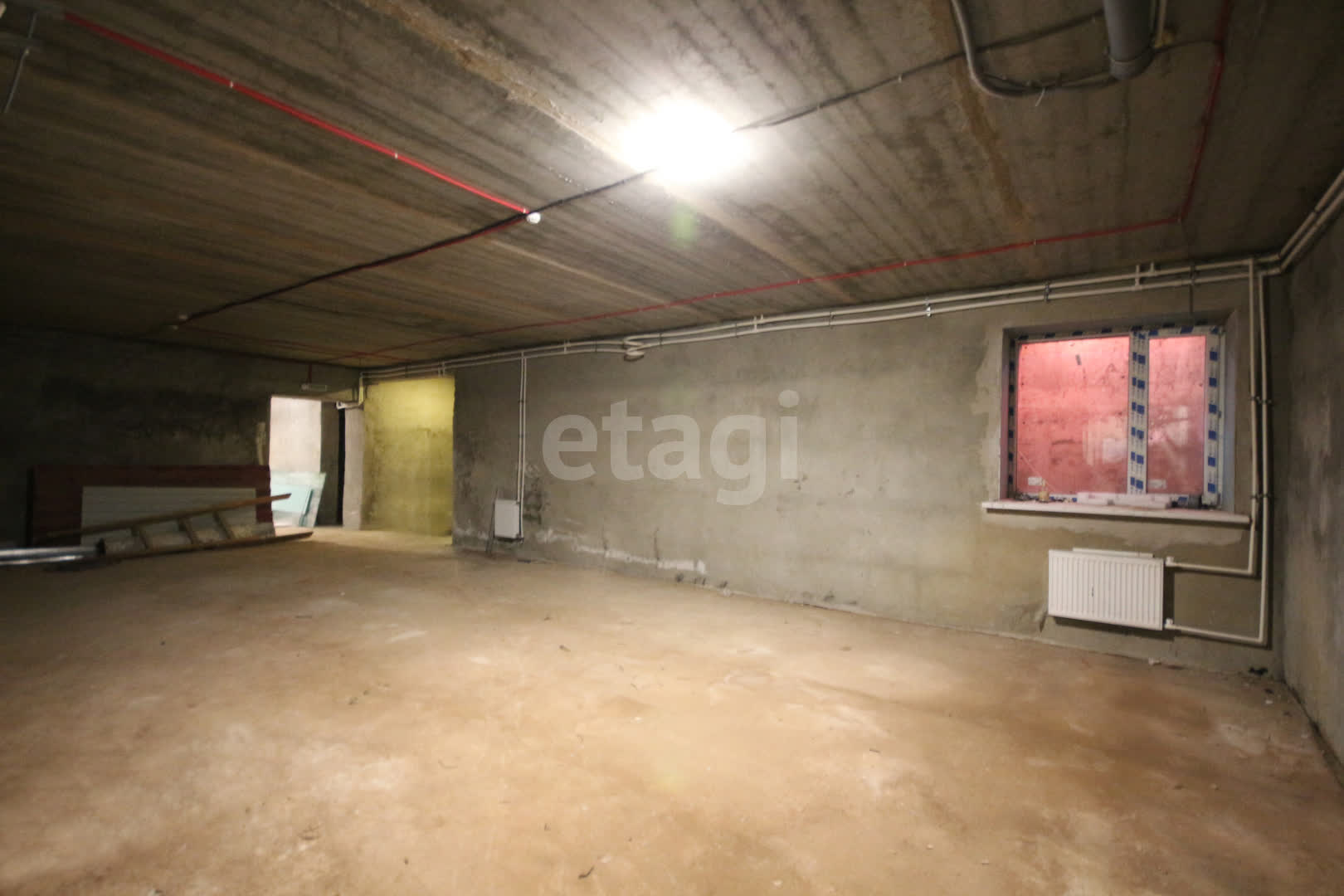 Аренда коммерческой недвижимости, 264м <sup>2</sup>, Новый Уренгой, Ямало-Ненецкий АО,  Новый Уренгой