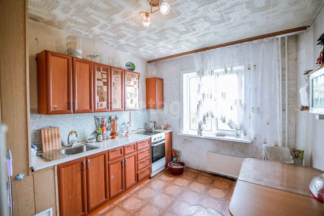 Продажа 4-комнатной квартиры, Южно-Сахалинск, Сахалинская область,  Южно-Сахалинск