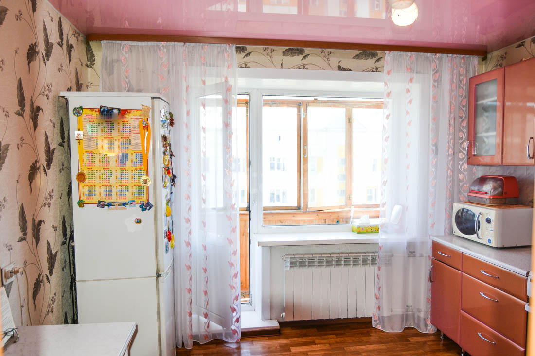 Продажа 4-комнатной квартиры, Южно-Сахалинск, Сахалинская область,  Южно-Сахалинск