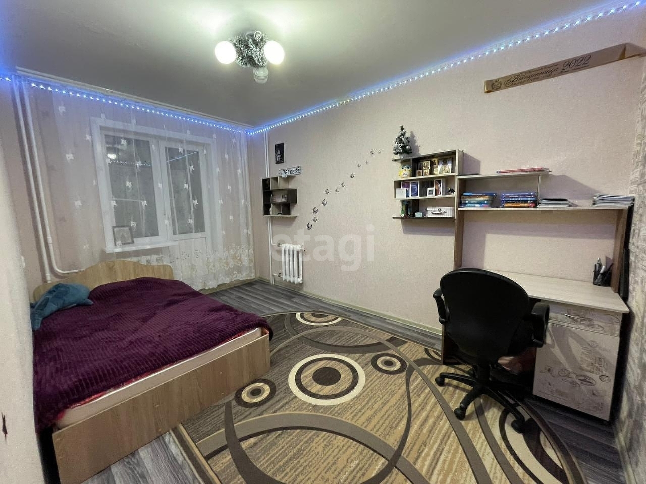 Продажа 5-комнатной квартиры, Южно-Сахалинск, Сахалинская область,  Южно-Сахалинск