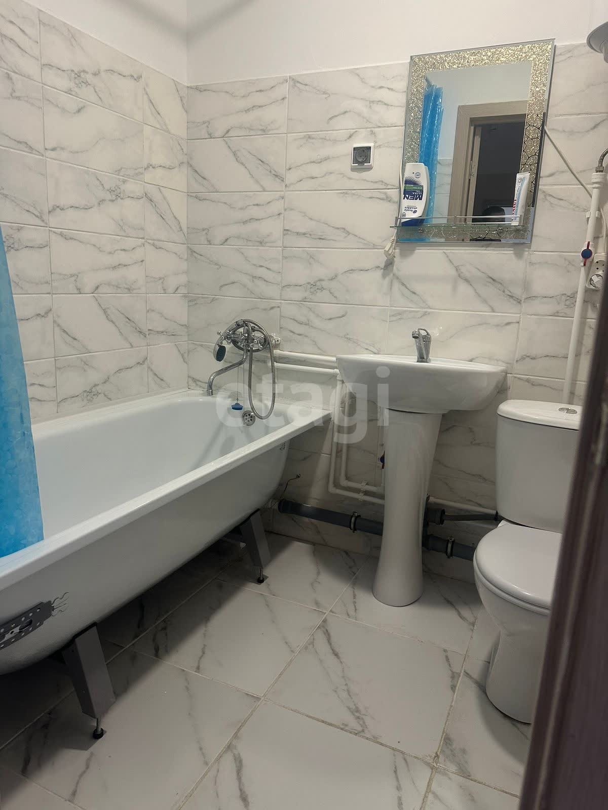 Продажа 2-комнатной квартиры, Южно-Сахалинск, Сахалинская область,  Южно-Сахалинск