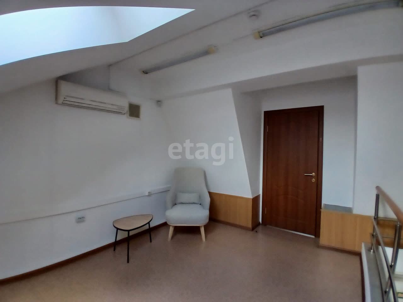 Аренда коммерческой недвижимости, 50м <sup>2</sup>, Южно-Сахалинск, Сахалинская область,  Южно-Сахалинск